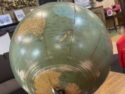 English Philip's Challenge globe from 1958