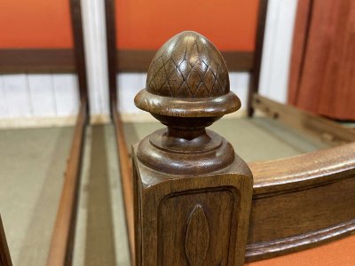 Paire de lits en noyer début XXème