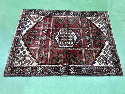 Handgeknüpfter iranischer Wollteppich, 1,48 m x 1,14 m