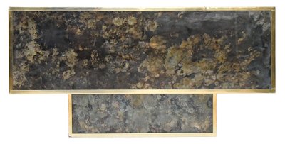 Square coffee table in marbled glass with "solar eruption" decor
