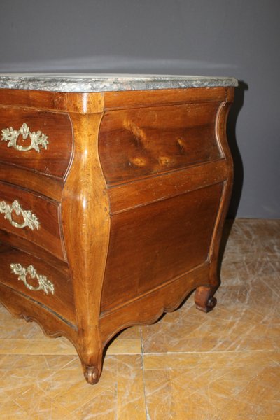 18th-century walnut tomb-shaped commode