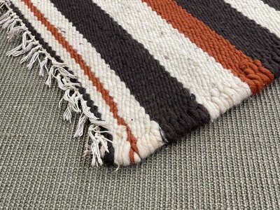 Handgeknüpfter marokkanischer Wollteppich – 1,06 m x 66 cm