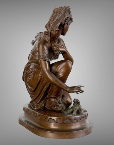 SCULPTURE EN BRONZE SIGNÉ DE ÉMILE LAURENT 1832 / 1898 REPRÉSENTANT UNE FEMME