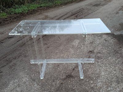 console in plexiglass