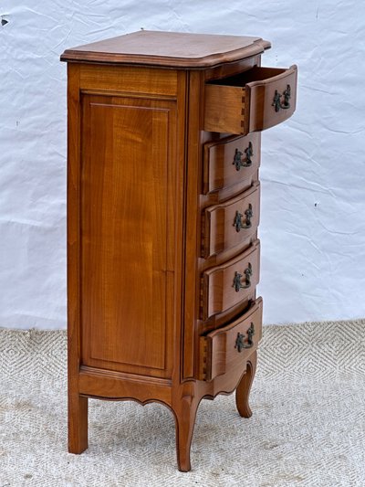 5-drawer cherry wood chest of drawers