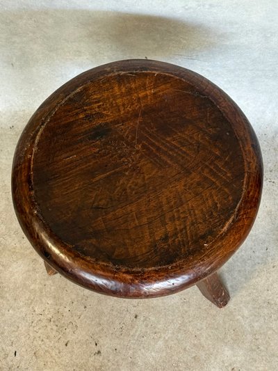 Sgabello in stile Charlotte Pierrand