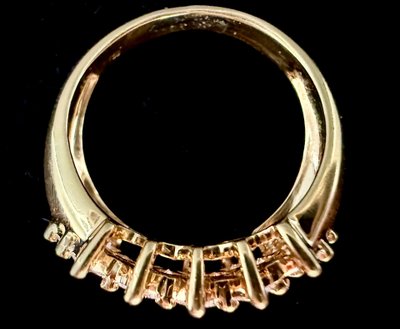 Bague or jaune sertie de 1,92 carats de diamants princesse