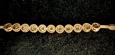 Bracciale in oro rosa con 11 diamanti