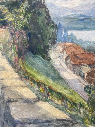 Route de montagne ensoleillée 