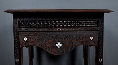 Table Syrienne en Noyer – Fin XIXe