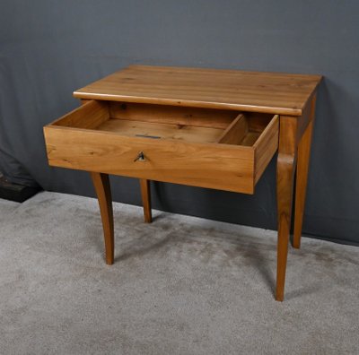 Petite Table Console en Noyer, époque Restauration – Début XIXe