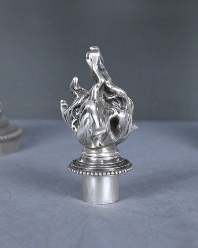 Paire de Candélabres en Bronze Argenté, style Louis XVI – Fin XIXe