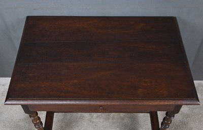 Piccola scrivania in rovere, stile Luigi XIV - seconda metà del XIX secolo