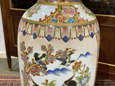 Große chinesische Vase aus dem 20. Jahrhundert