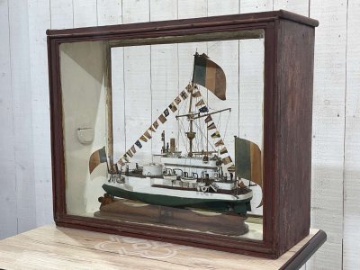 Model of a torpedo boat under glass - Early 20th century folk art