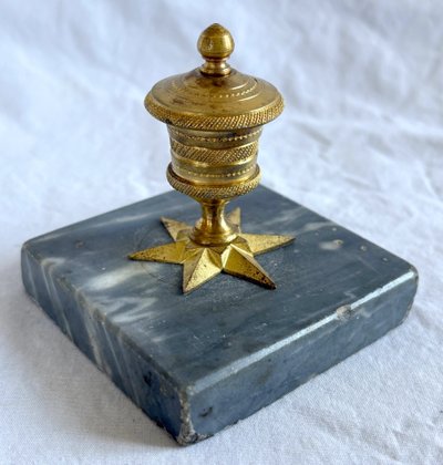Encrier Empire en bronze doré, marbre bleu Turquin