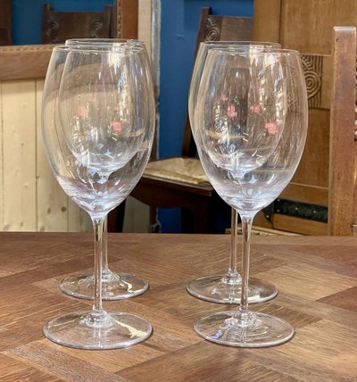 Set of 4 large Sèvres crystal tasting glasses