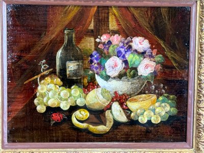 HUILE SUR PANNEAU SIGNÉE ET ENCADRÉE REPRÉSENTANT UNE NATURE MORTE A LA COCCINELLE 