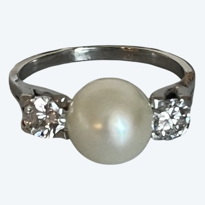 7254- Platinum Ring Akoya Pearl Diamonds