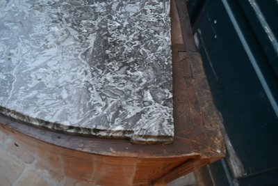 Commode forme demi lune d époque Directoire