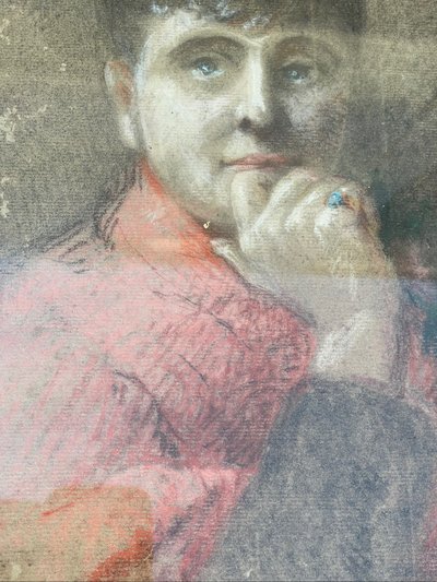 Jeune fille à la robe rouge 