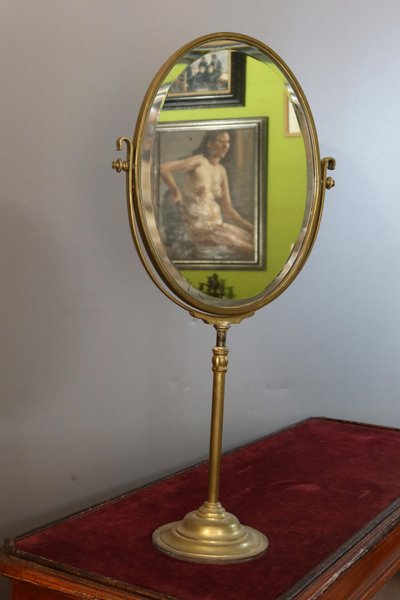 Specchio bifacciale in bronzo