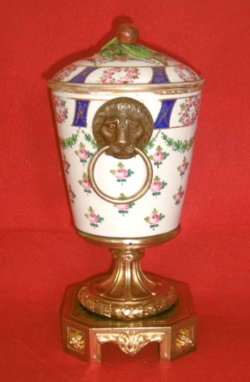 Vaso coperto di Sèvres