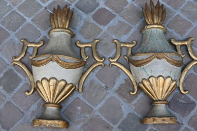 Pair of large gilded wood half-vases Italy late 18th century