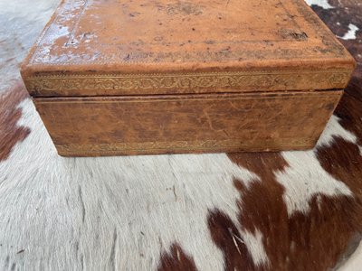 Coffret à bijoux XViII eme en cuir 