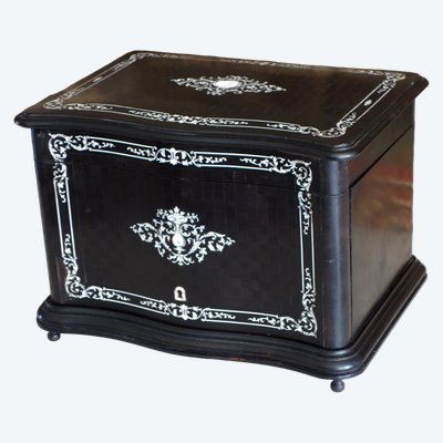 Napoleon III period cigar cabinet in ebony and ivory marquetry attributed to Diehl