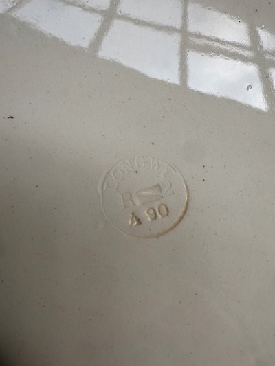 Coppia di piatti in porcellana Longwy - disegno di uccelli e paesaggi - doratura a rilievo