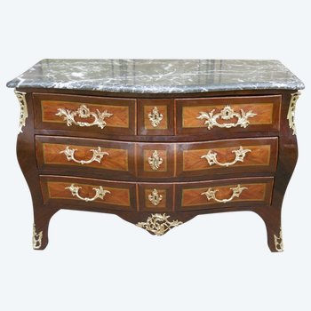 Commode tombeau époque Louis XV  XVIIIe siècle