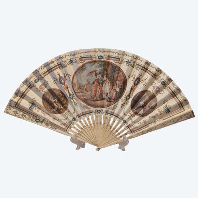 Ventaglio in carta stampata e osso Duvelleroy Elysée Palace Hotel 1900 circa