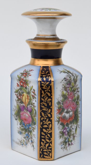 Rectangular porcelain bottle
