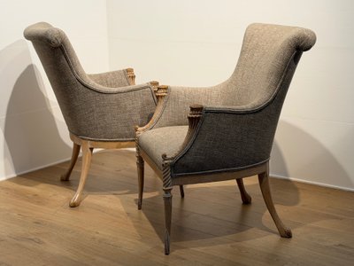 Paire de chaises françaises vintage