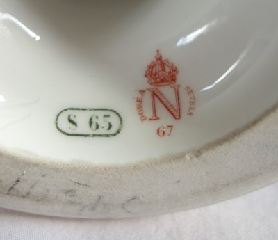 Manufacture Impériale de Sèvres - buste de Brutus en biscuit de Porcelaine - signé et daté 1867