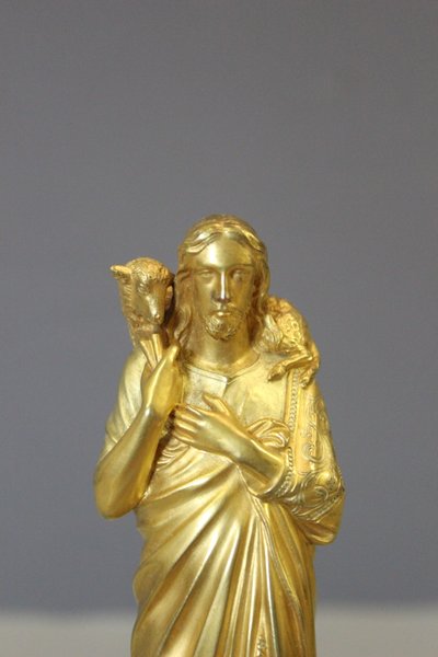 Vergoldete Bronzeskulptur von Christus dem Guten Hirten, um 1900
