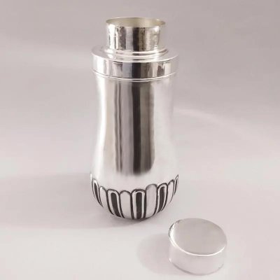 Seltener  Cocktailshaker aus Edelstahl für Macabo aus den 1950er Jahren.