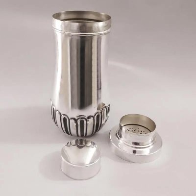 Seltener  Cocktailshaker aus Edelstahl für Macabo aus den 1950er Jahren.