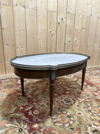 Bouillotte-Couchtisch im Louis XVI-Stil