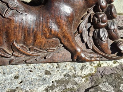 Fronton Neo-Renaissance Bas relief représentant le diable dans le gout de Hugues Sambin