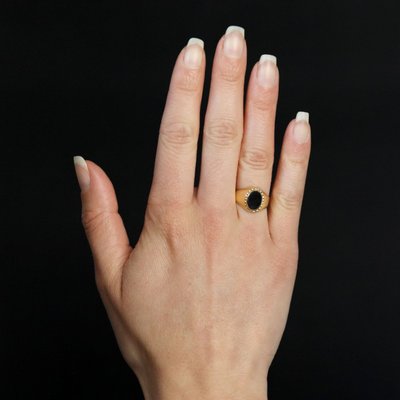 Chevalière onyx or jaune