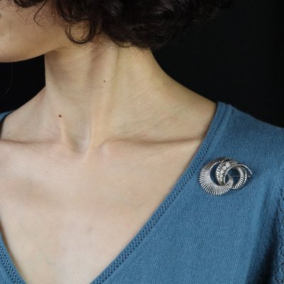 Spilla a spirale in oro bianco vintage