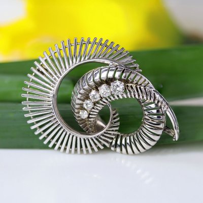 Spilla a spirale in oro bianco vintage