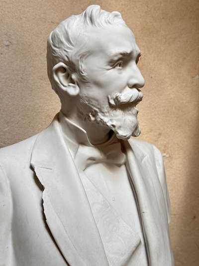 Büste von Präsident Loubet - Denys Puech - Biscuit de Sèvres