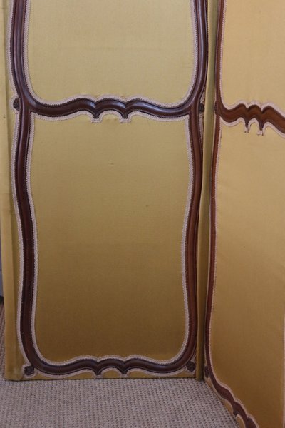 Late 18th century walnut screen