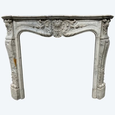 Kamin im Stil von Louis XV aus weißem Carrara-Marmor XIX Jahrhundert