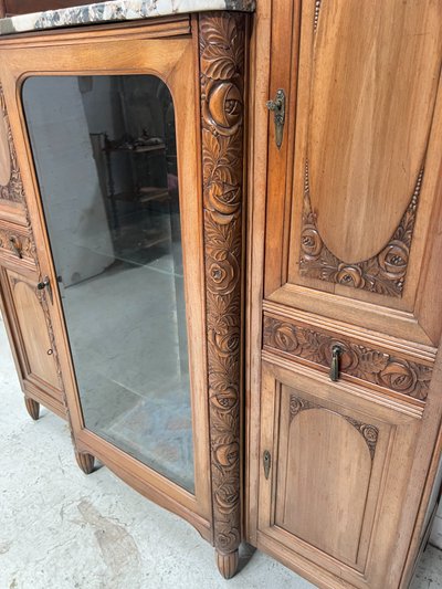 Buffet d'époque Art Déco en noyer massif XX siècle