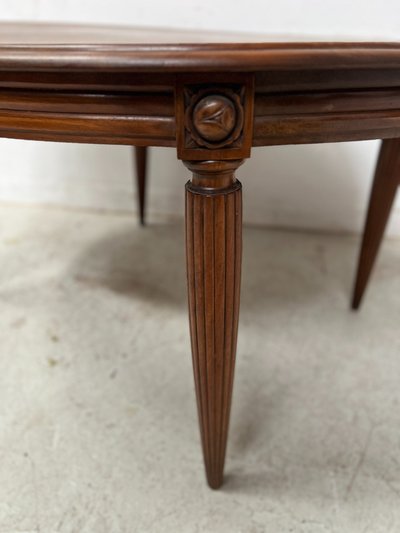 Art Deco table in solid walnut XX century