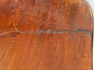 Tavolo da gioco impiallacciato in mogano
